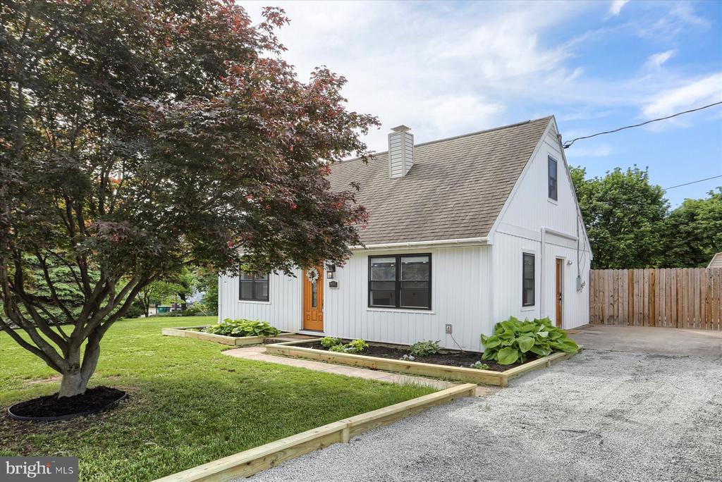 6107 Nassau Rd