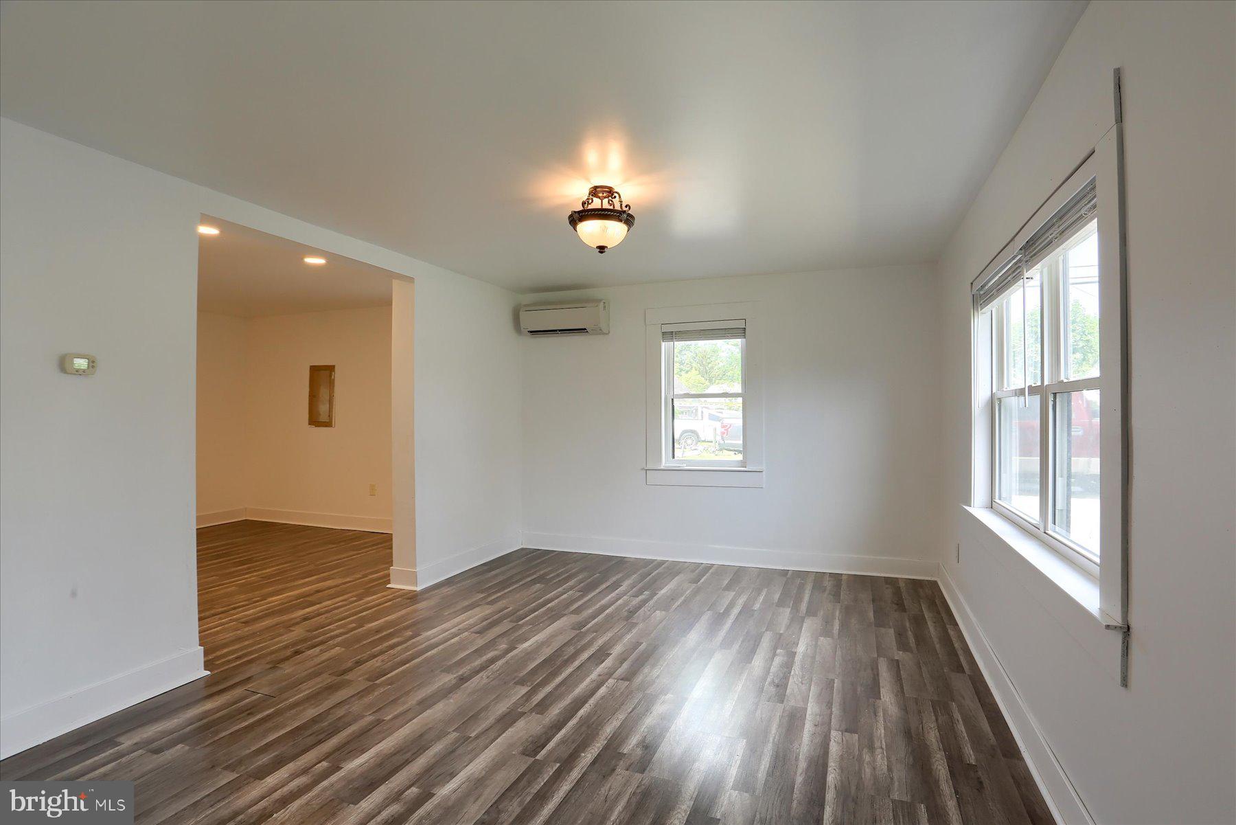 6107 Nassau Rd