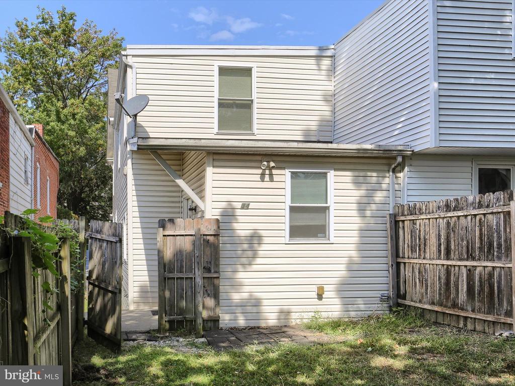 334 LINCOLN STREET
