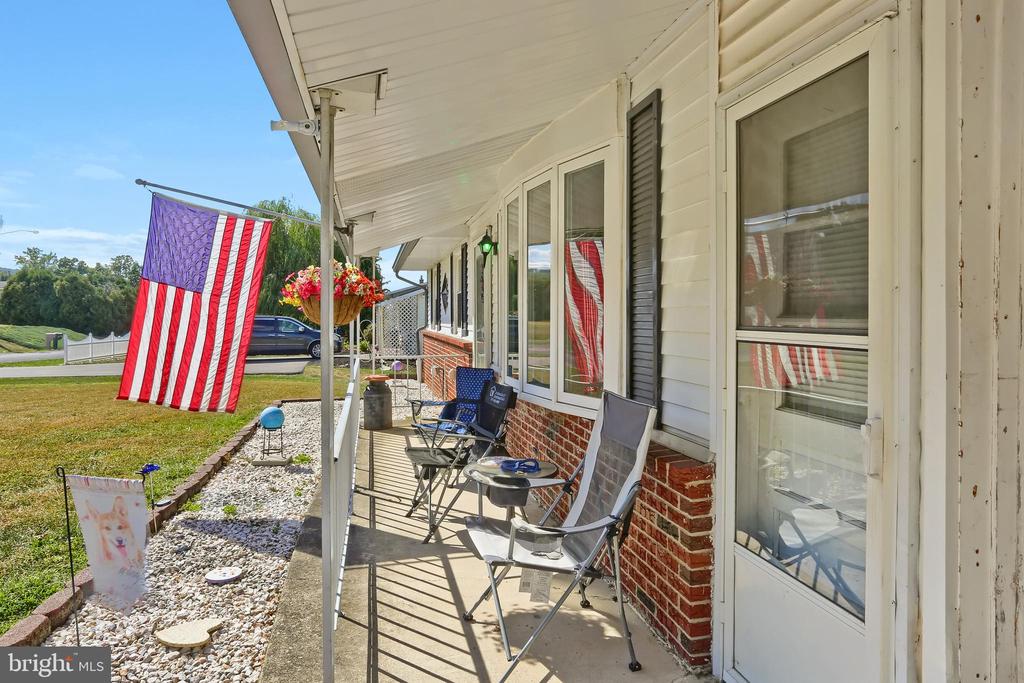 145 E VICKIE LANE