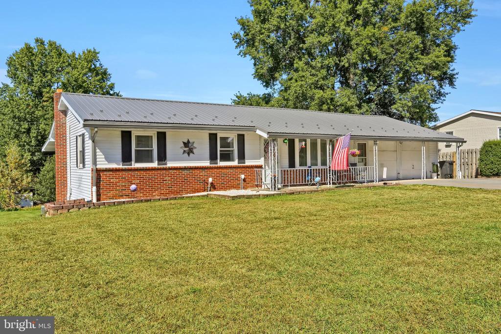 145 E VICKIE LANE