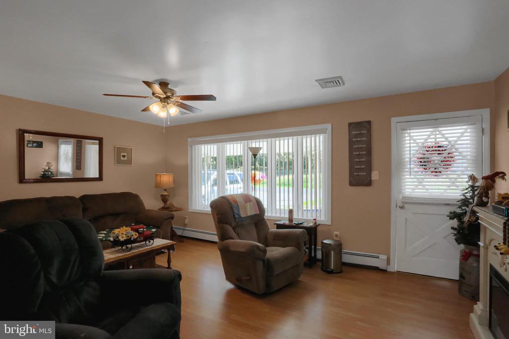 145 E VICKIE LANE