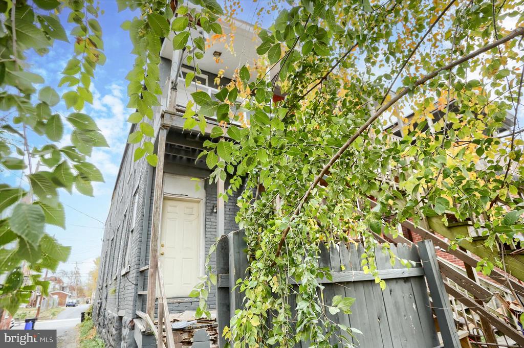 512 S 13TH ST,DAUPHIN