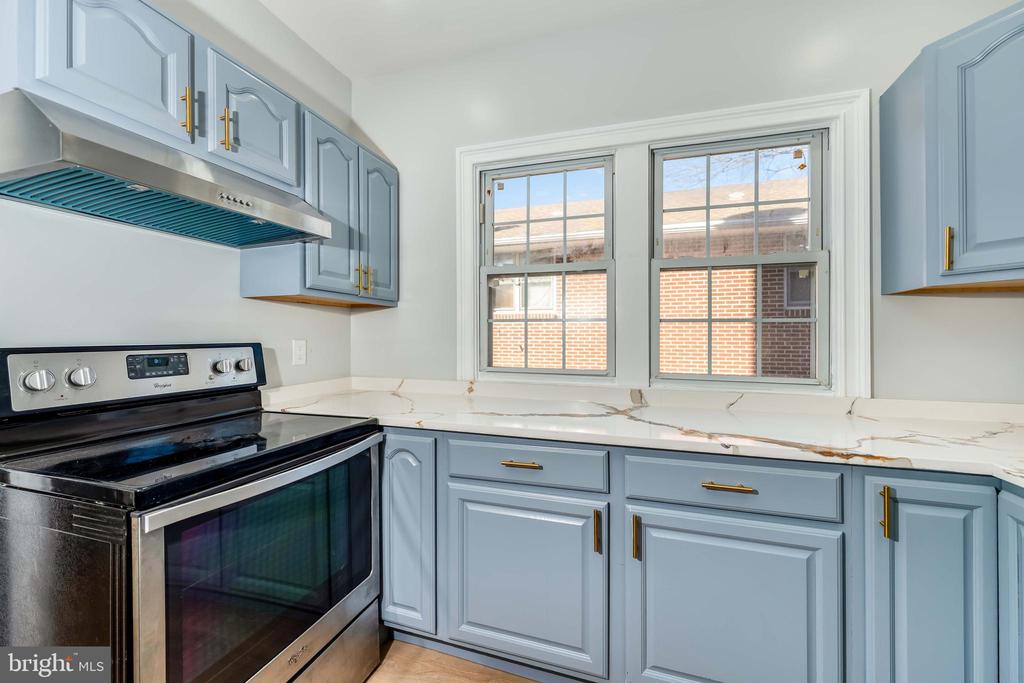 1216 S 19TH ST,DAUPHIN