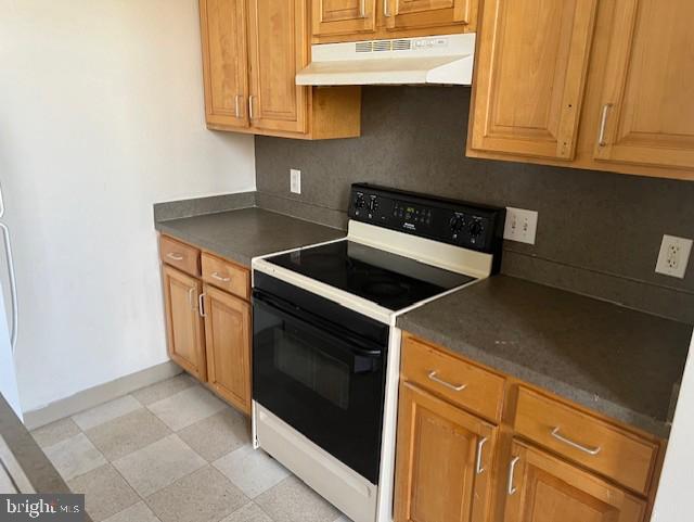 1254 DERRY ST,DAUPHIN