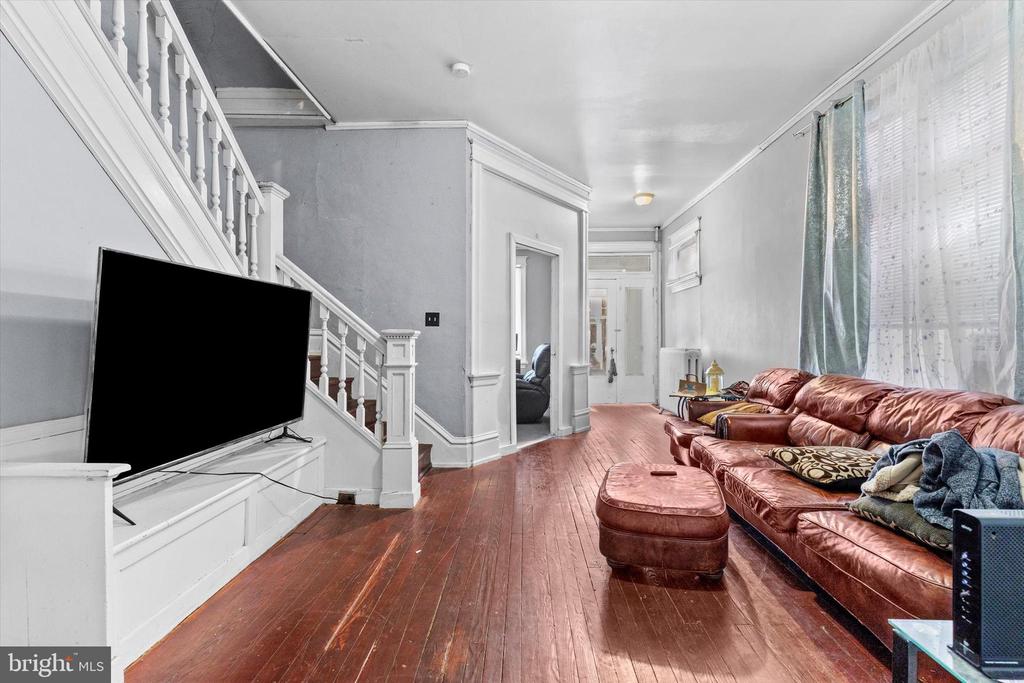 241 MACLAY STREET
