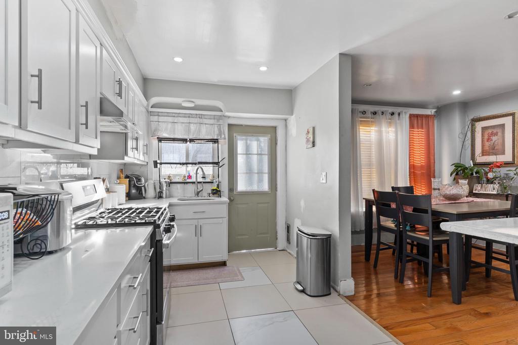 2452 N 4TH STREET