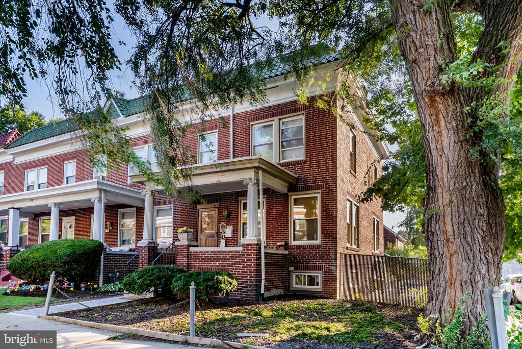 2452 N 4TH STREET