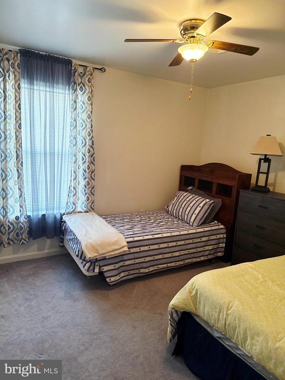 2828 BUXTON COURT