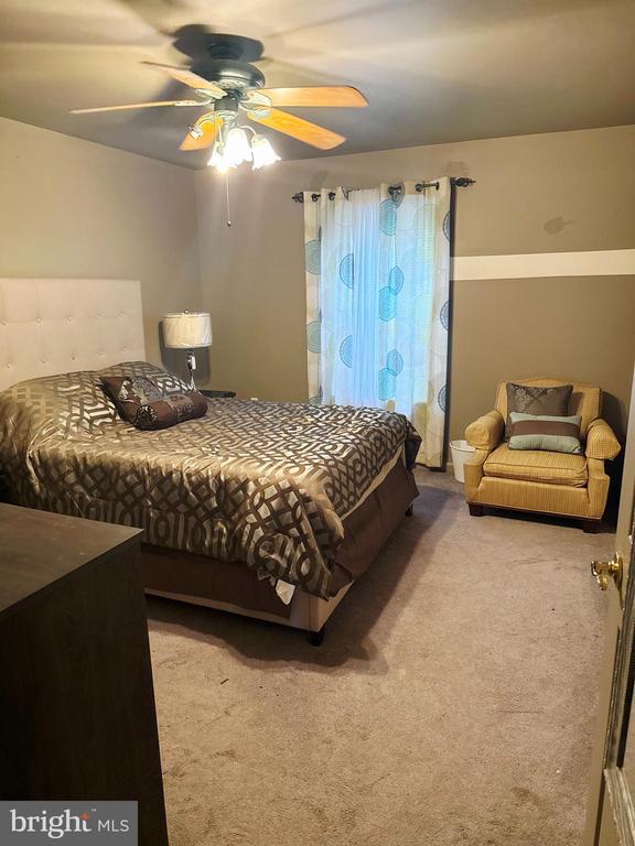 2828 BUXTON COURT