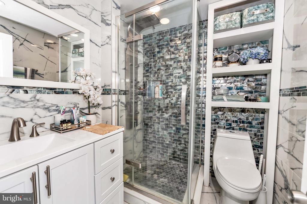 136 LINGLESTOWN ROAD