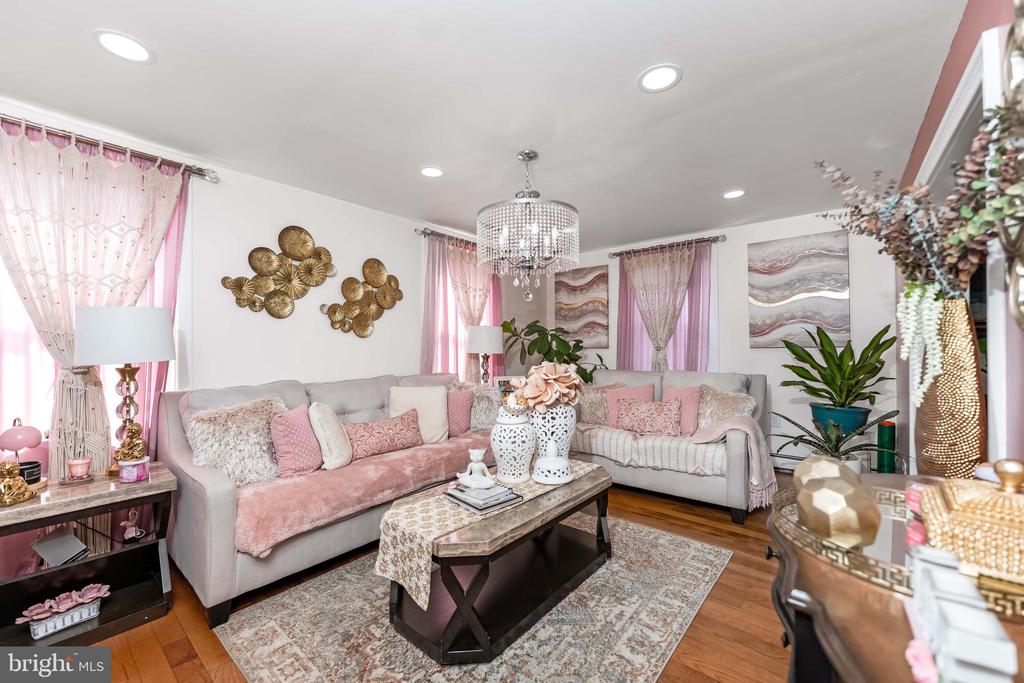 136 LINGLESTOWN ROAD
