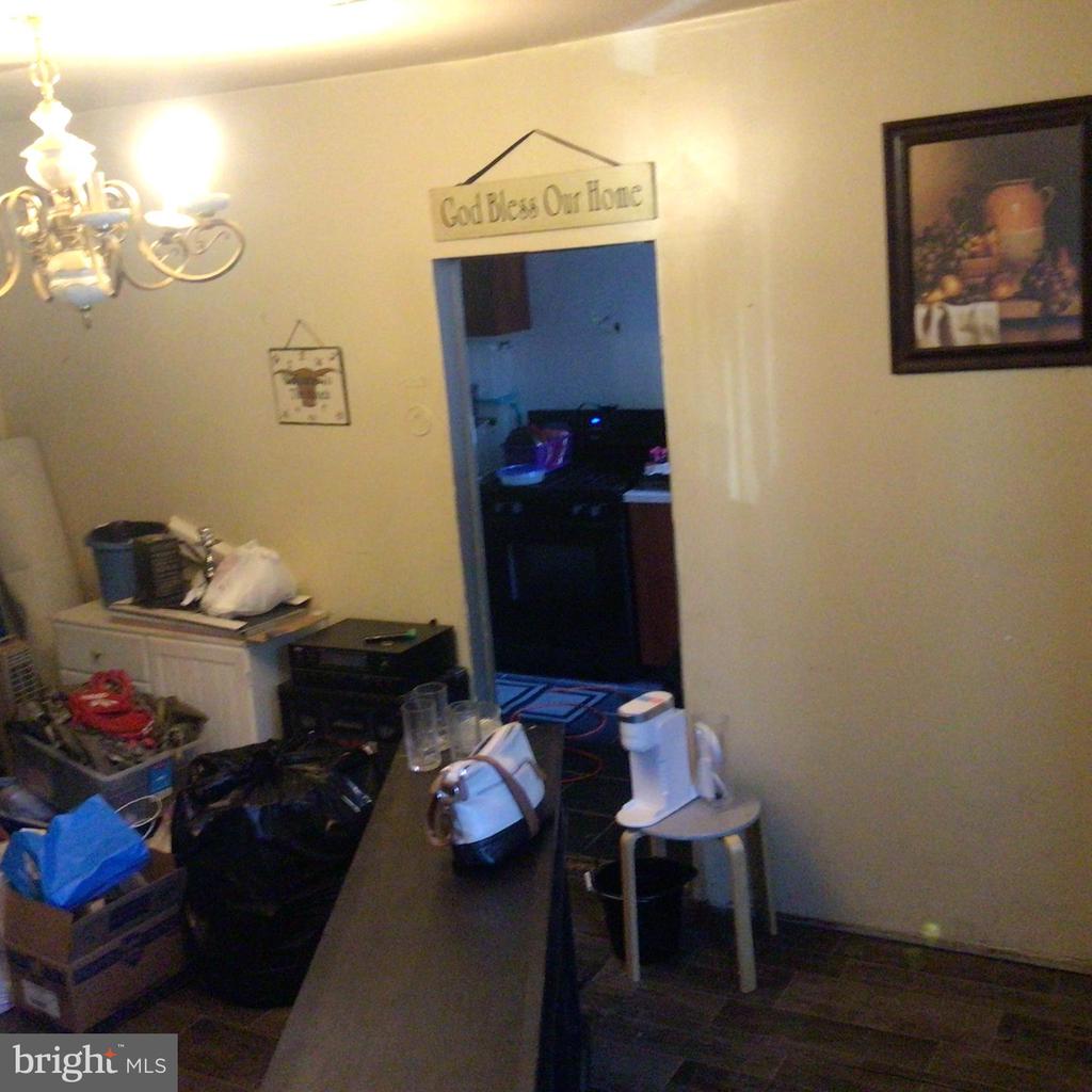 467 CRESCENT STREET