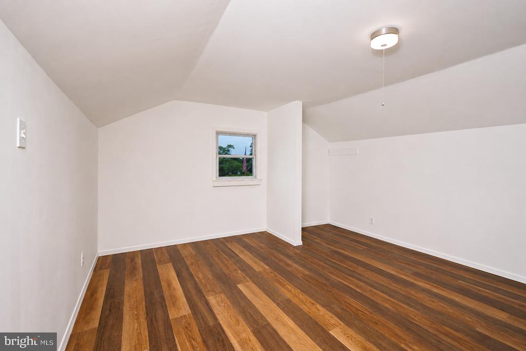 5129 IRENE DRIVE