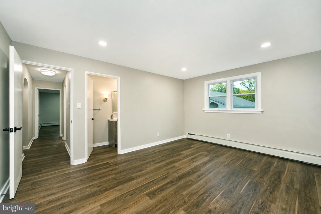 5129 IRENE DRIVE