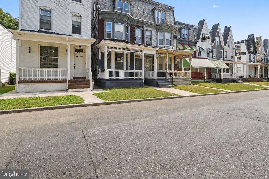 317 CRESCENT STREET