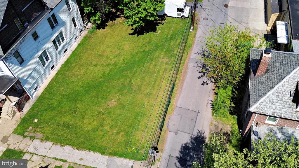 244 EMERALD STREET