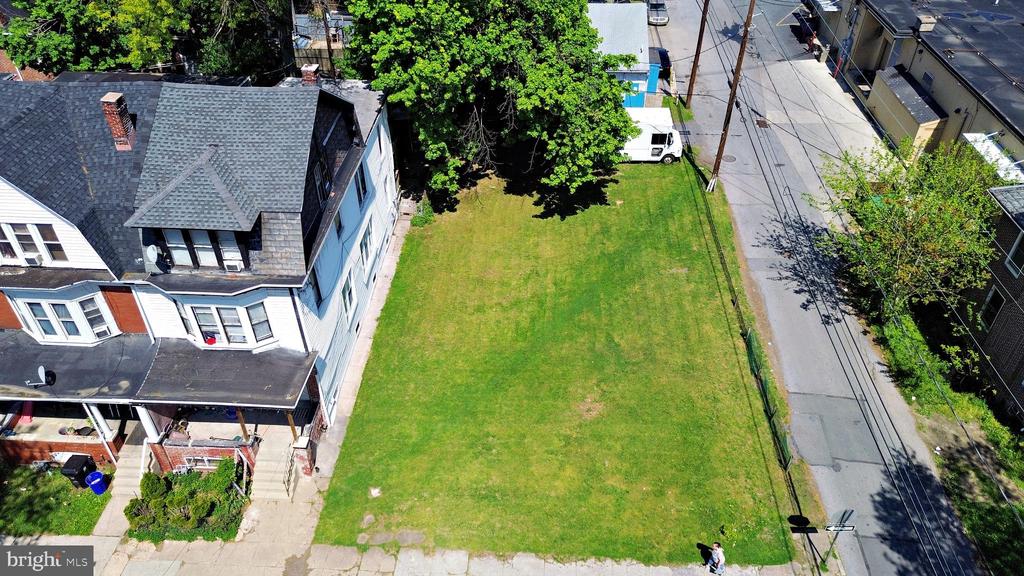 244 EMERALD STREET