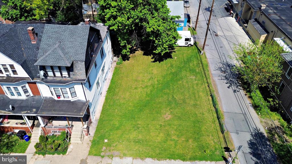 246 EMERALD STREET