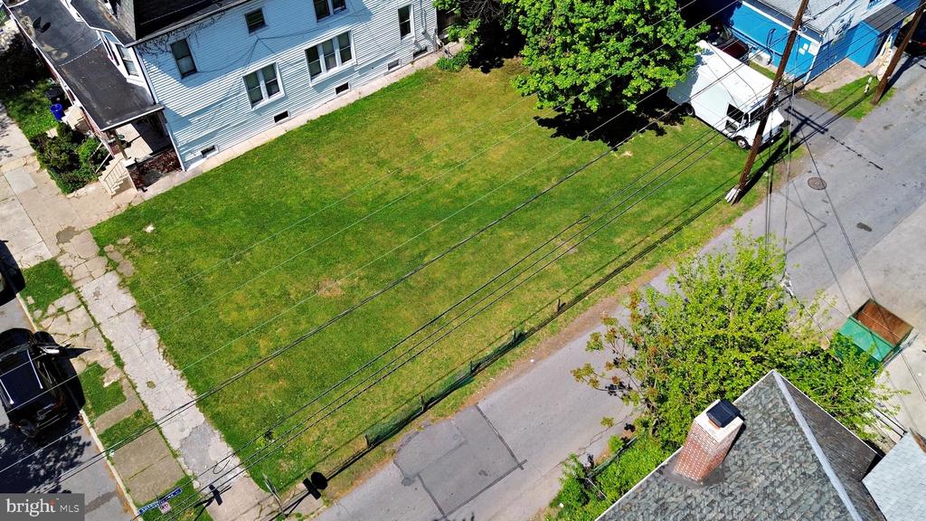246 EMERALD STREET