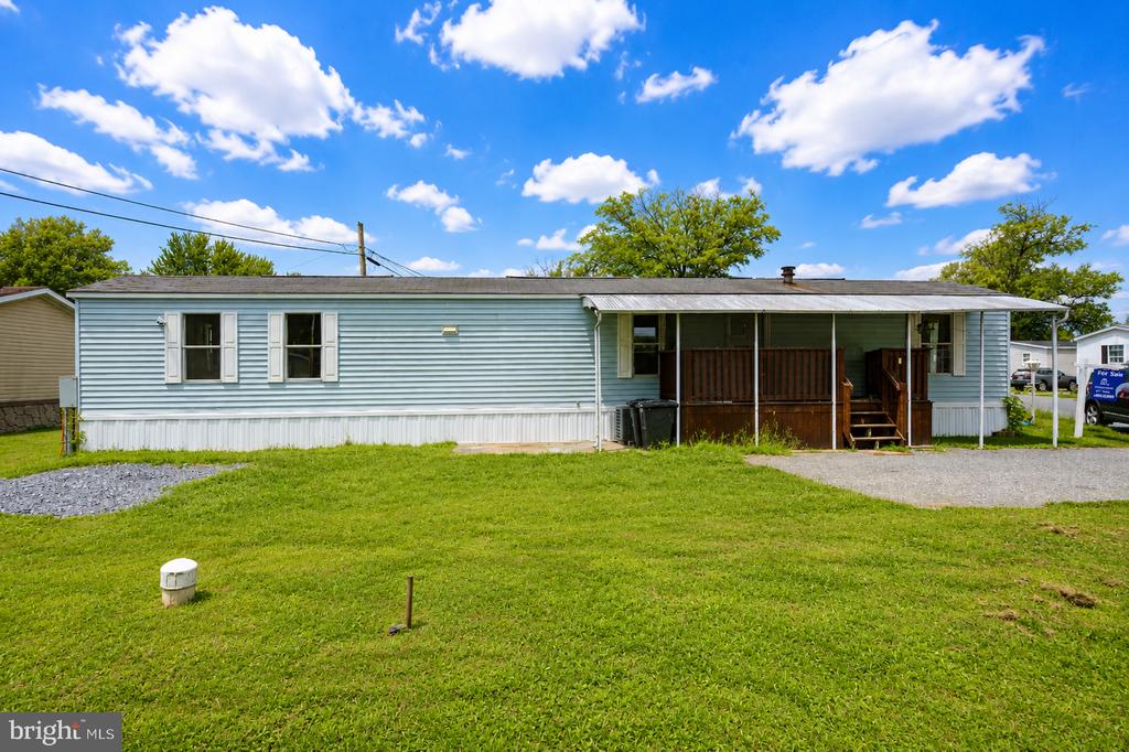 327 CARAVAN COURT