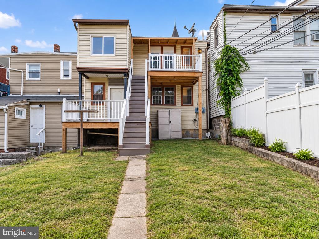 220 ELM STREET