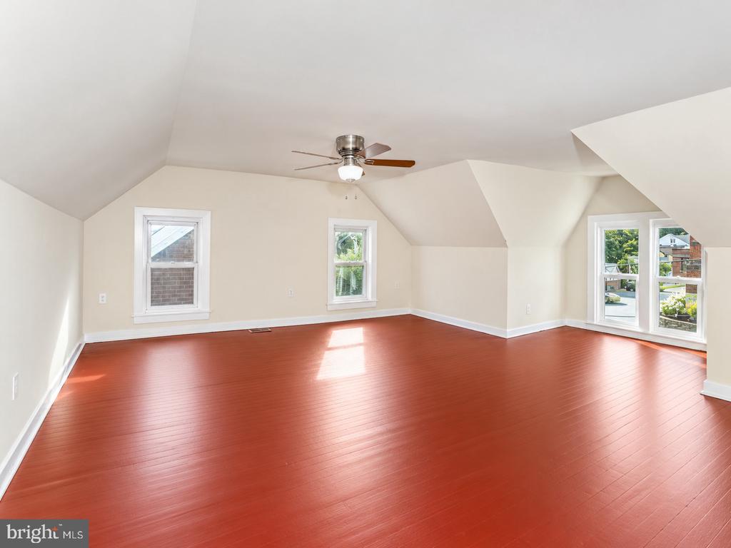 220 ELM STREET