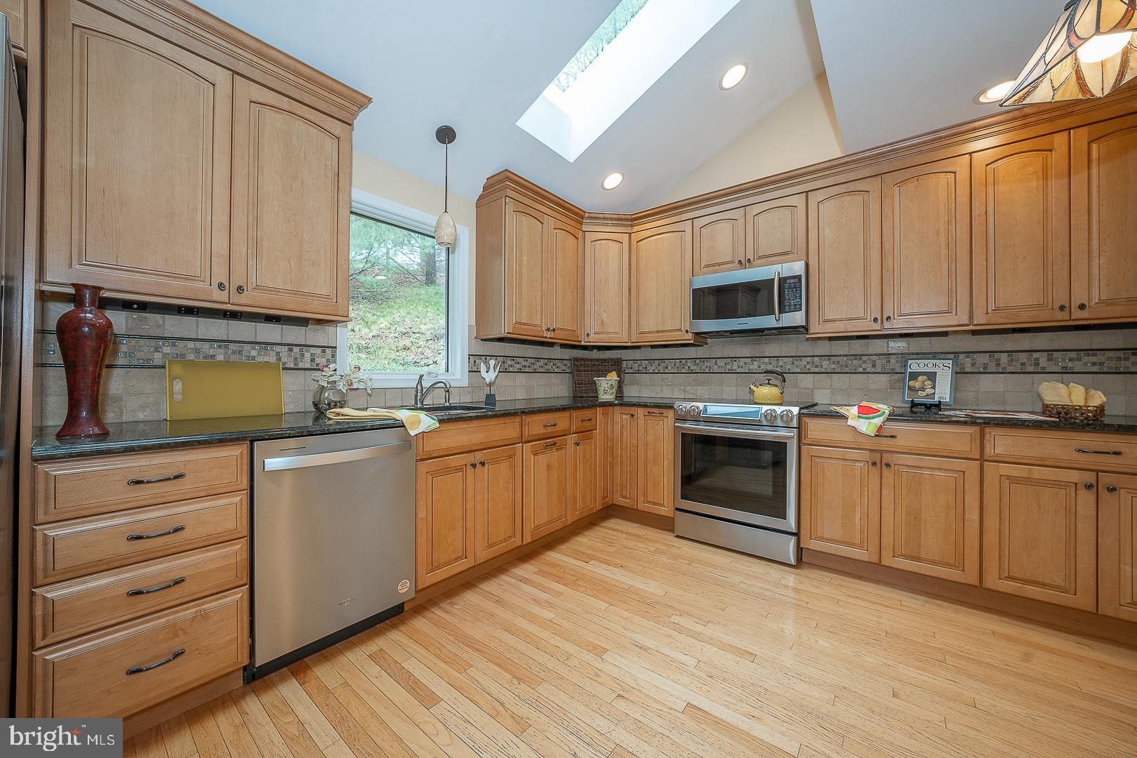42 Sawgrass Ln