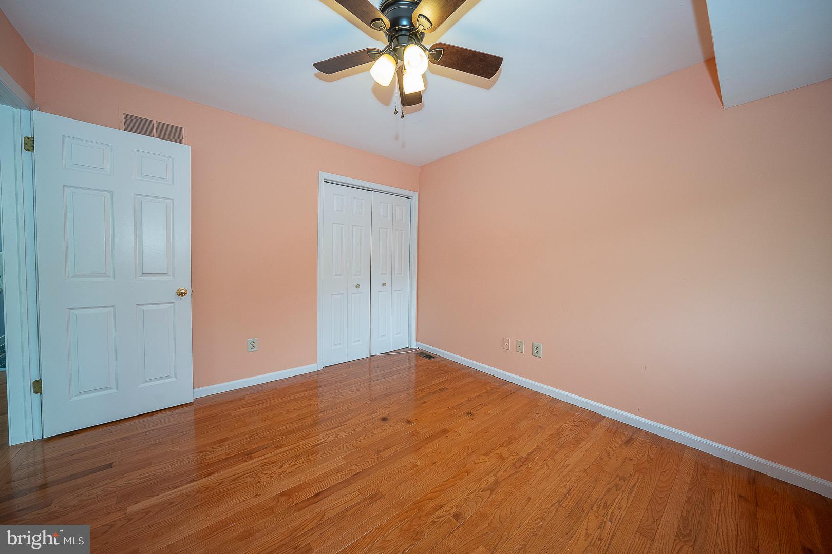 42 Sawgrass Ln