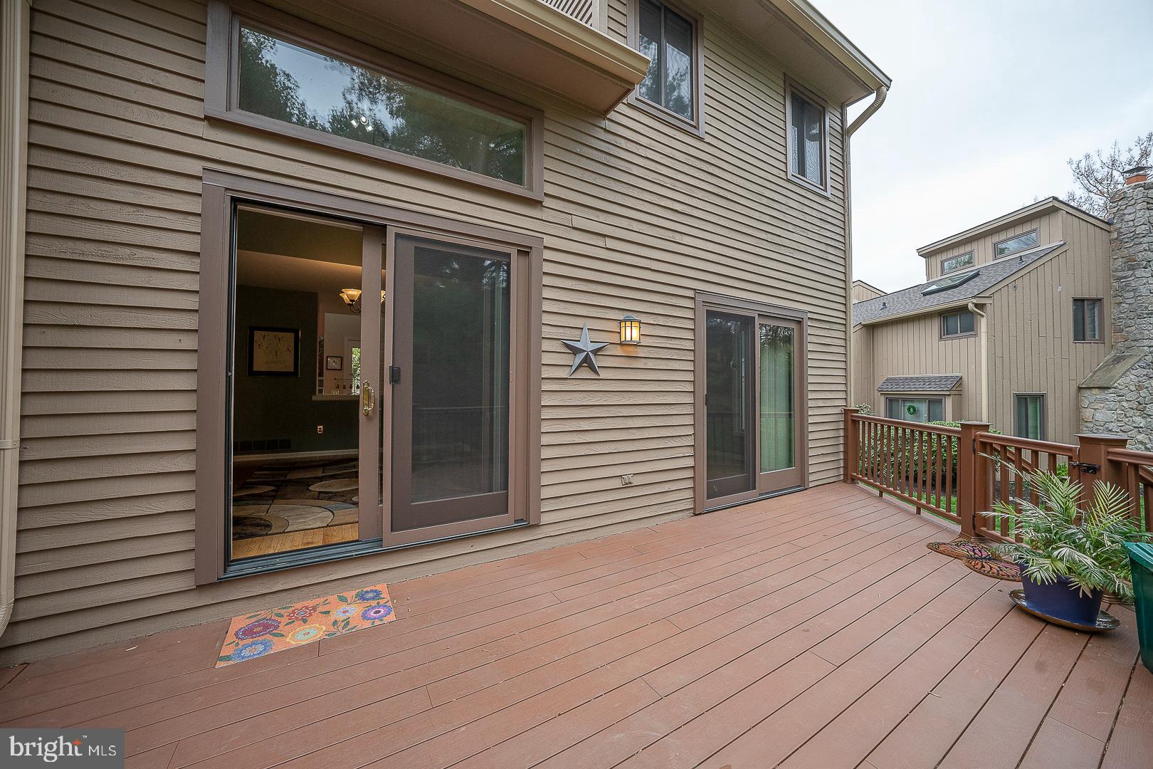 42 Sawgrass Ln