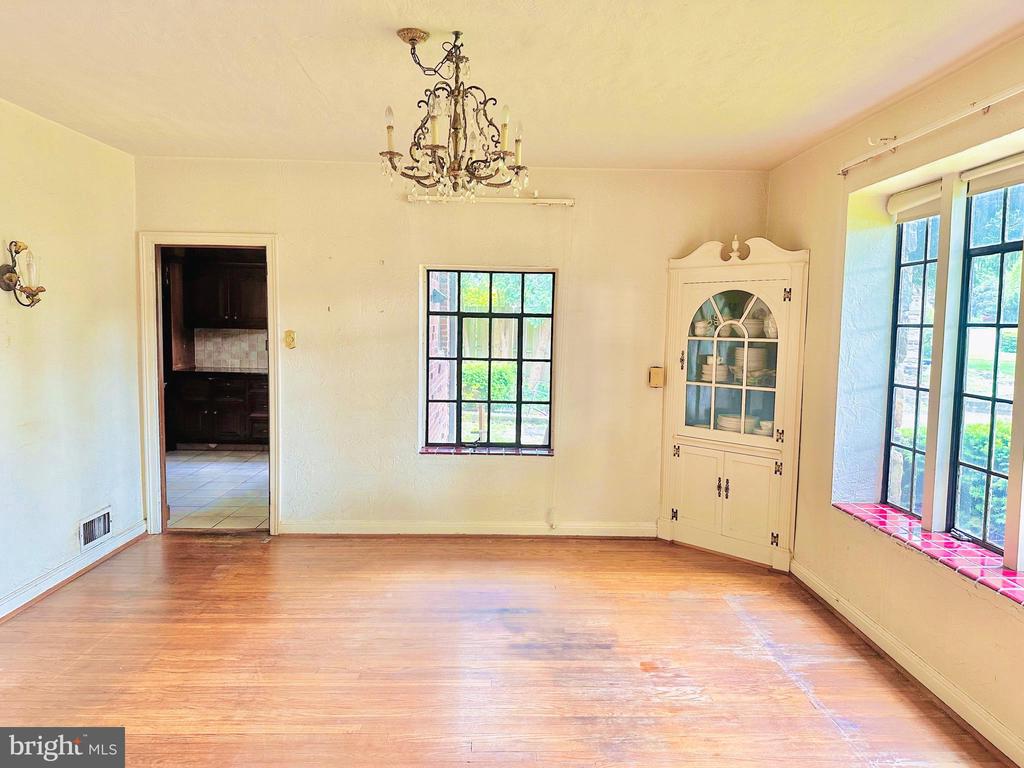 1121 Wilde Ave