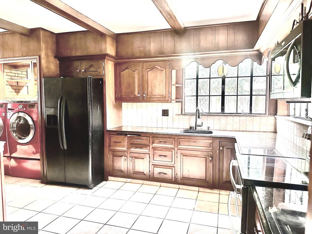 1121 Wilde Ave