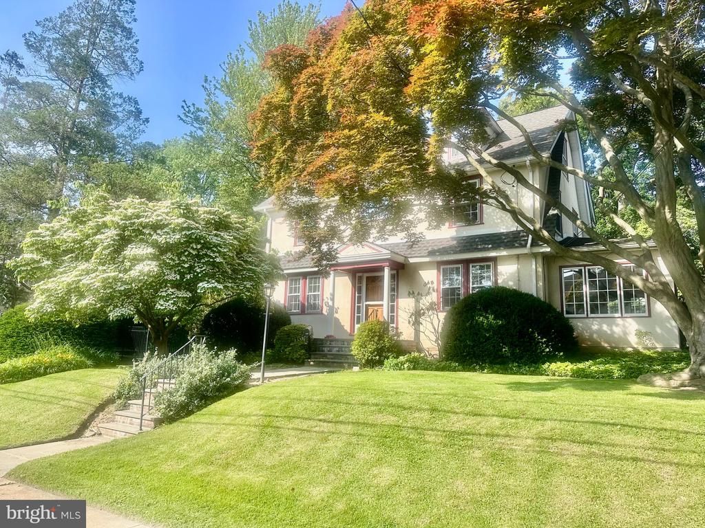 607 Harper Ave
