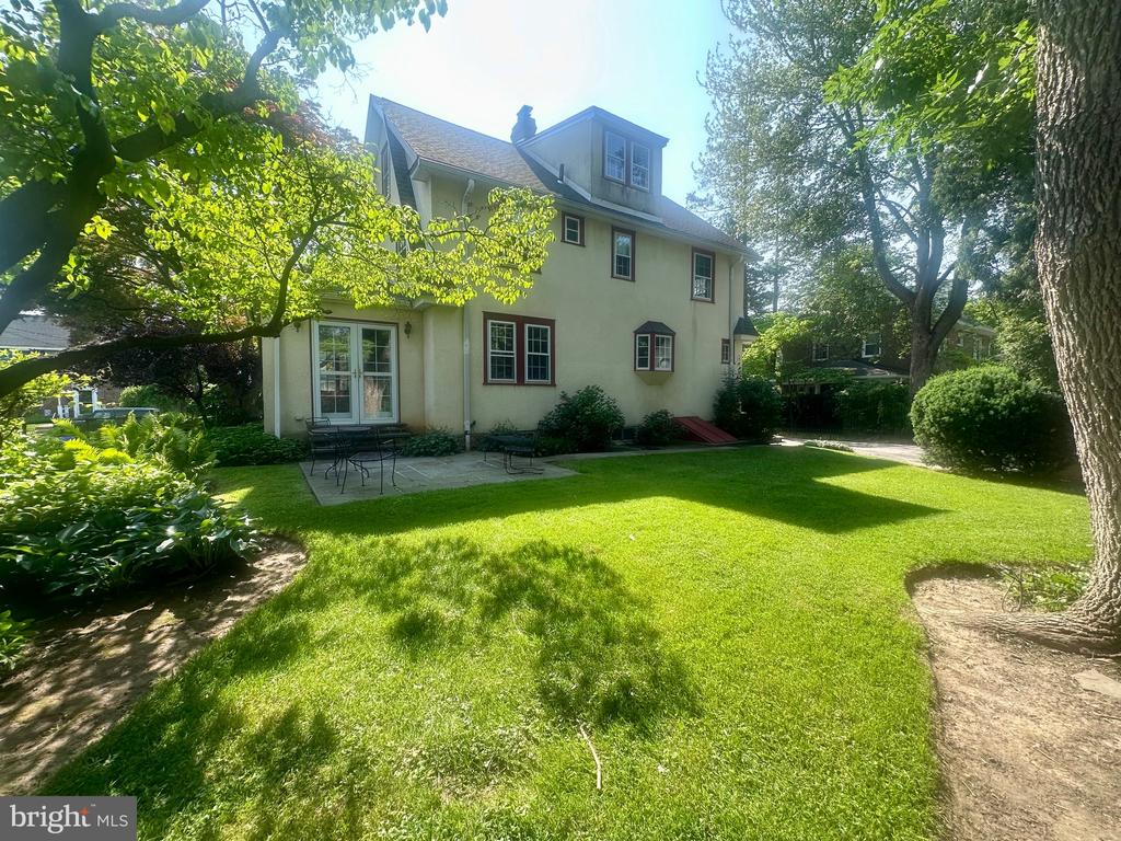 607 Harper Ave