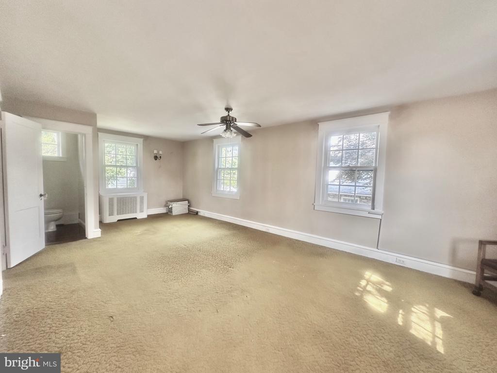 607 Harper Ave