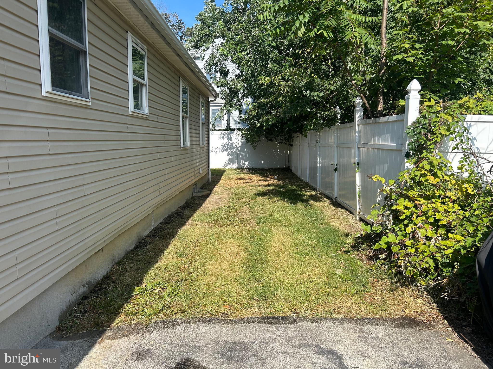 435 Willows Ave