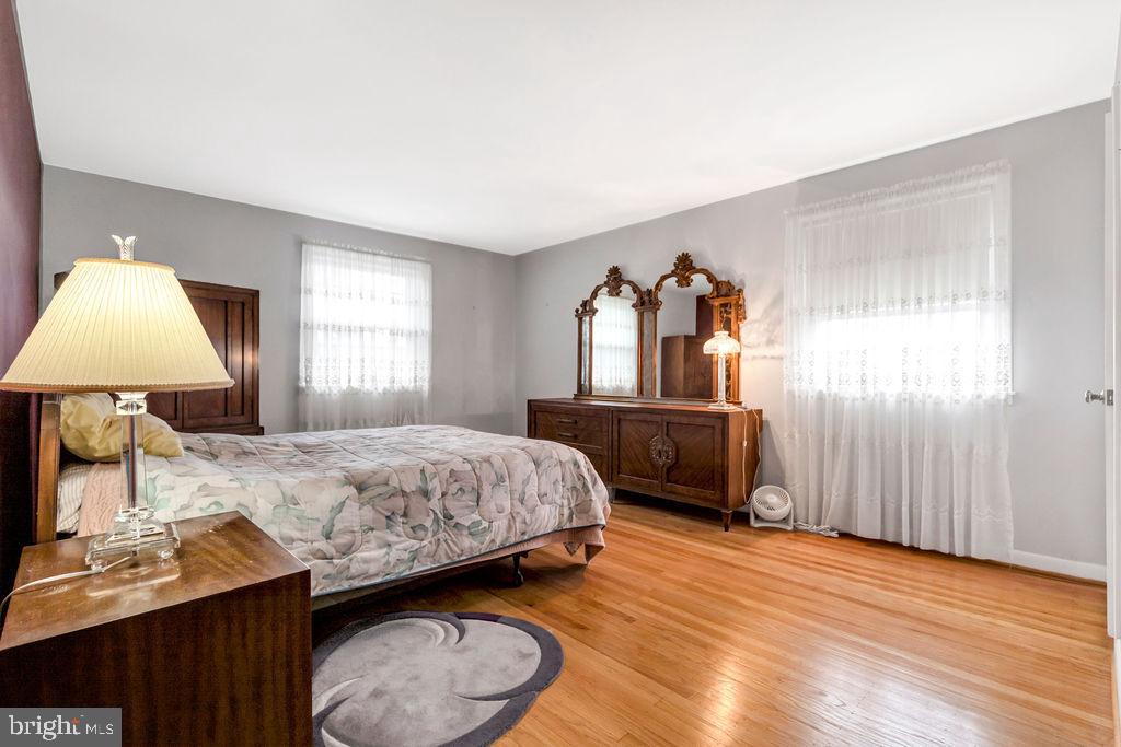 2613 HIGHLAND AVENUE