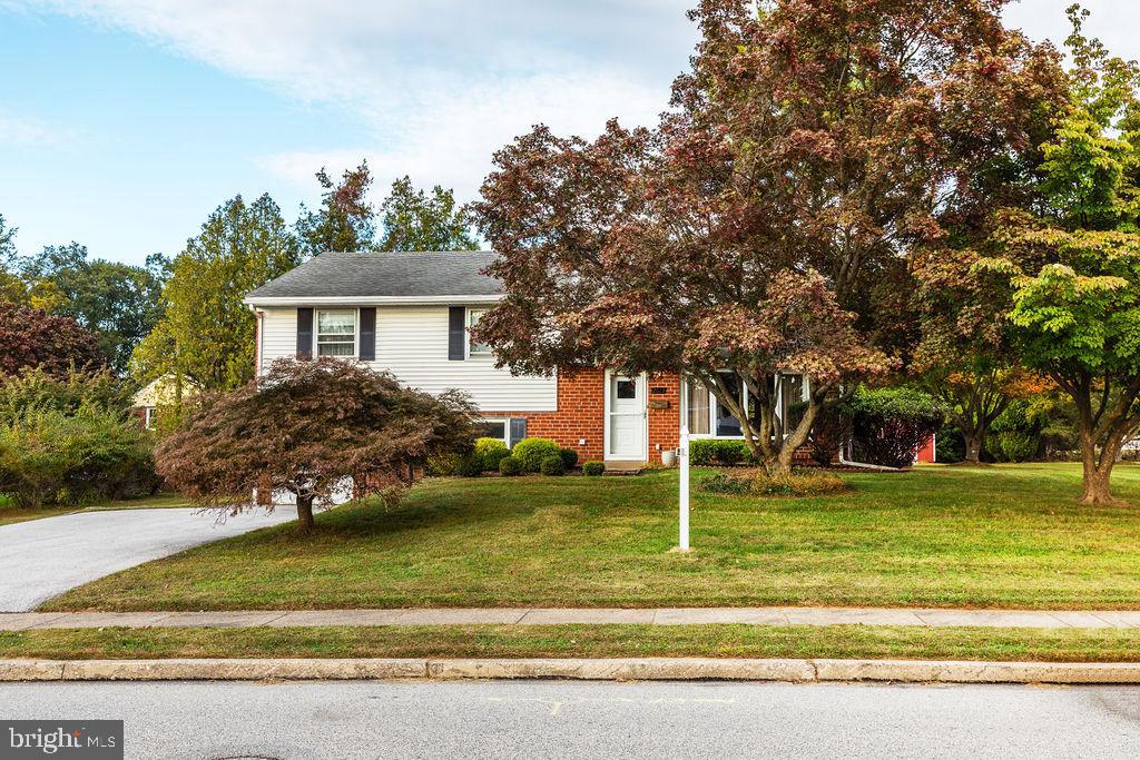 2613 HIGHLAND AVENUE