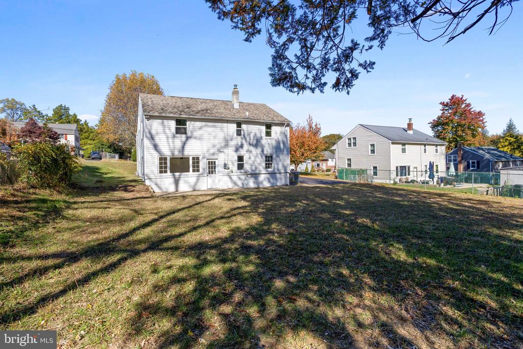 408 GARDEN LANE