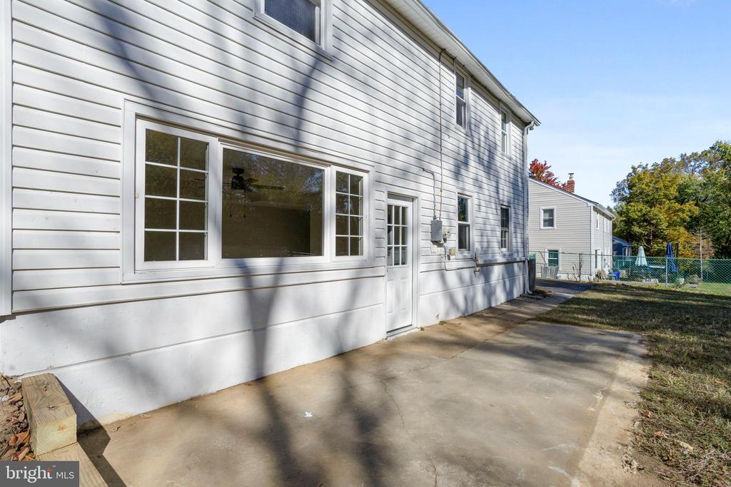 408 GARDEN LANE