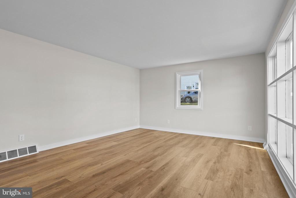 408 GARDEN LANE