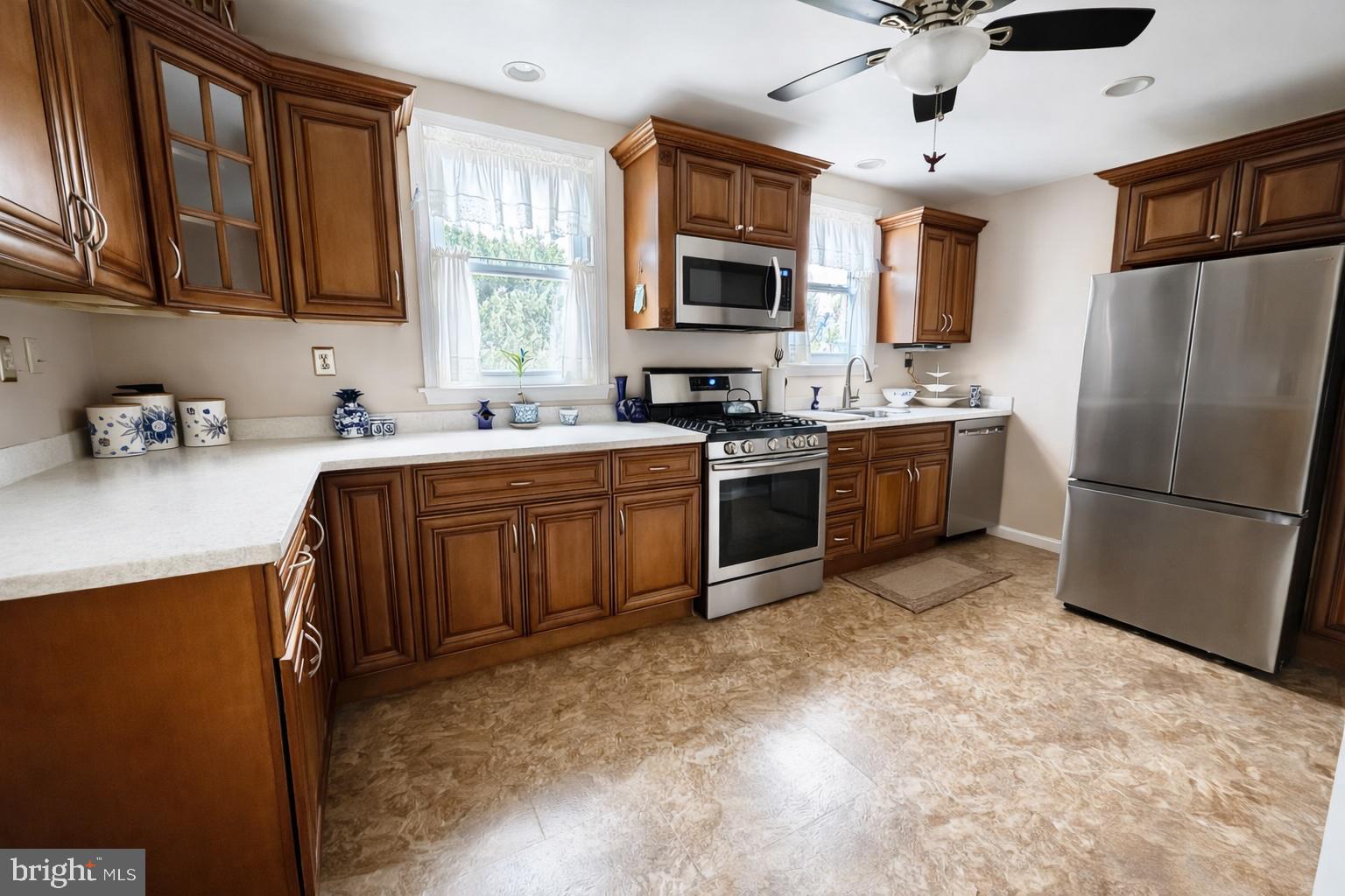 407 ALEXANDER AVENUE