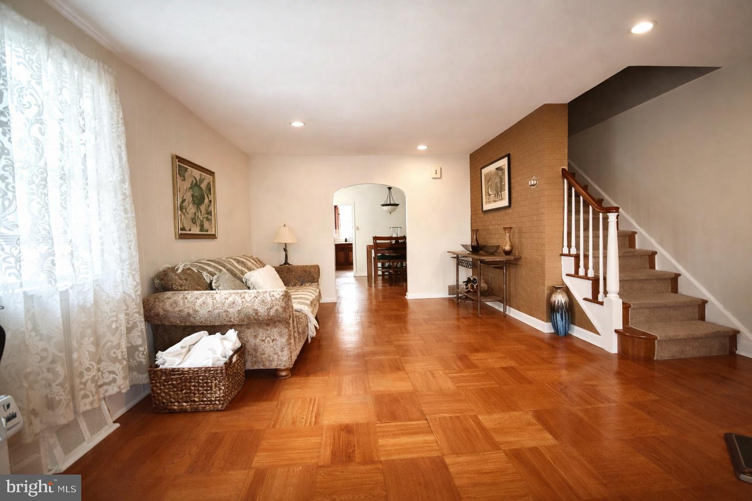 407 ALEXANDER AVENUE