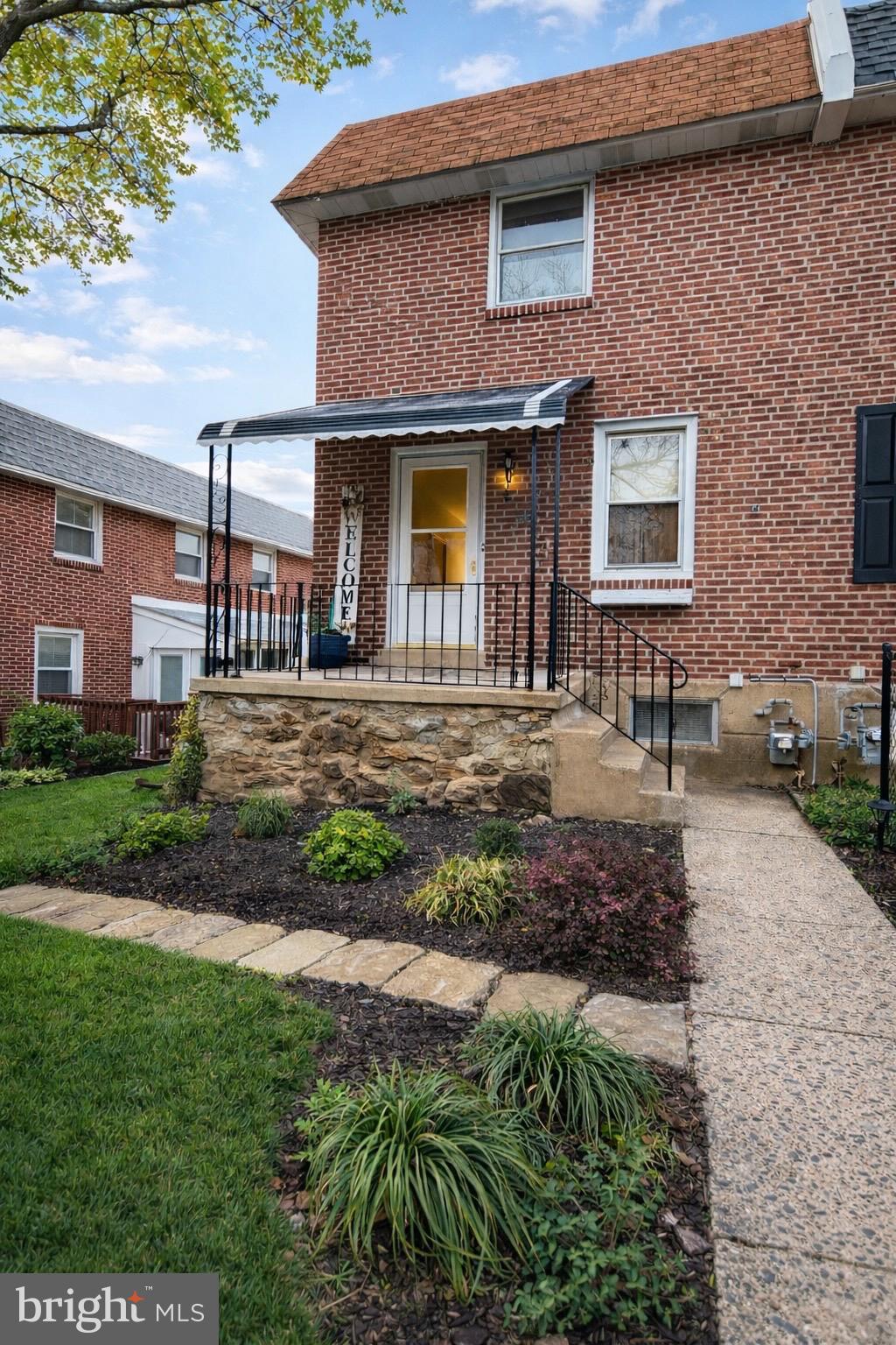 407 ALEXANDER AVENUE