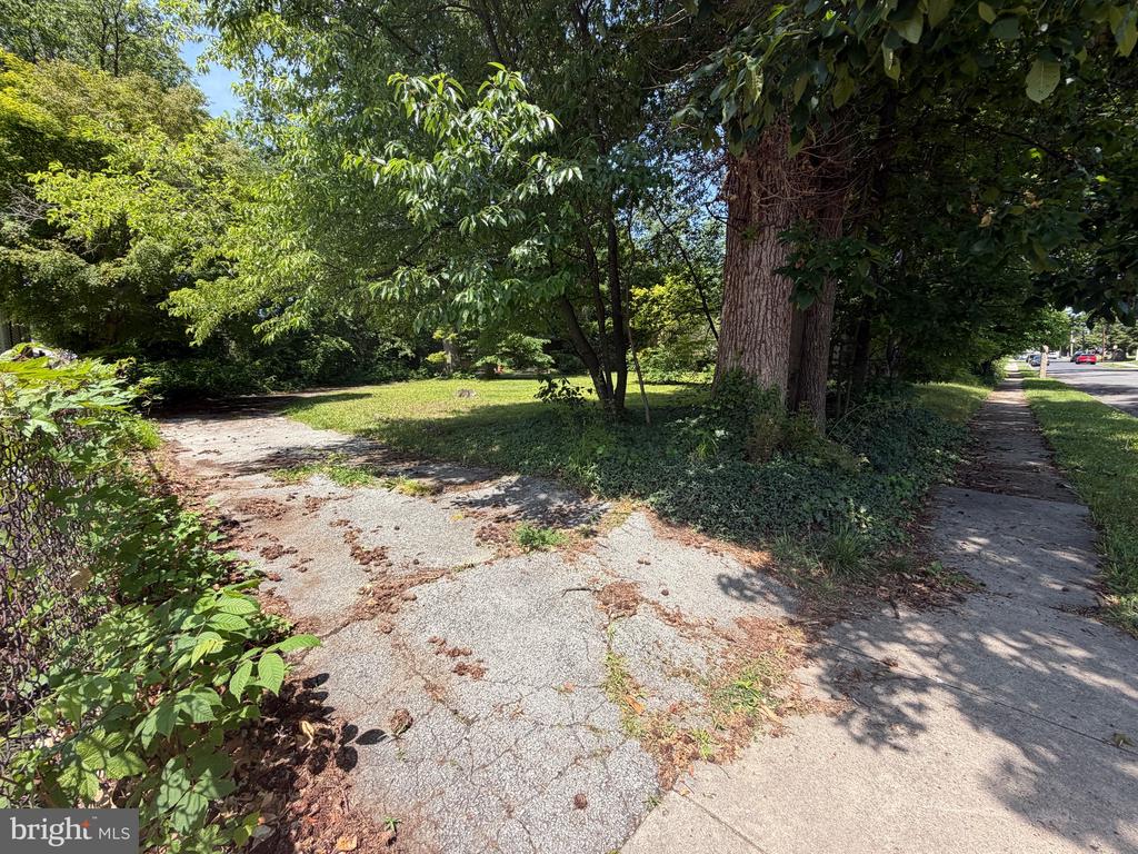 108 STRATFORD AVENUE