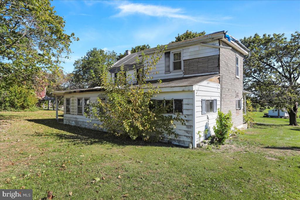 243 SCHOOL HOUSE ROAD