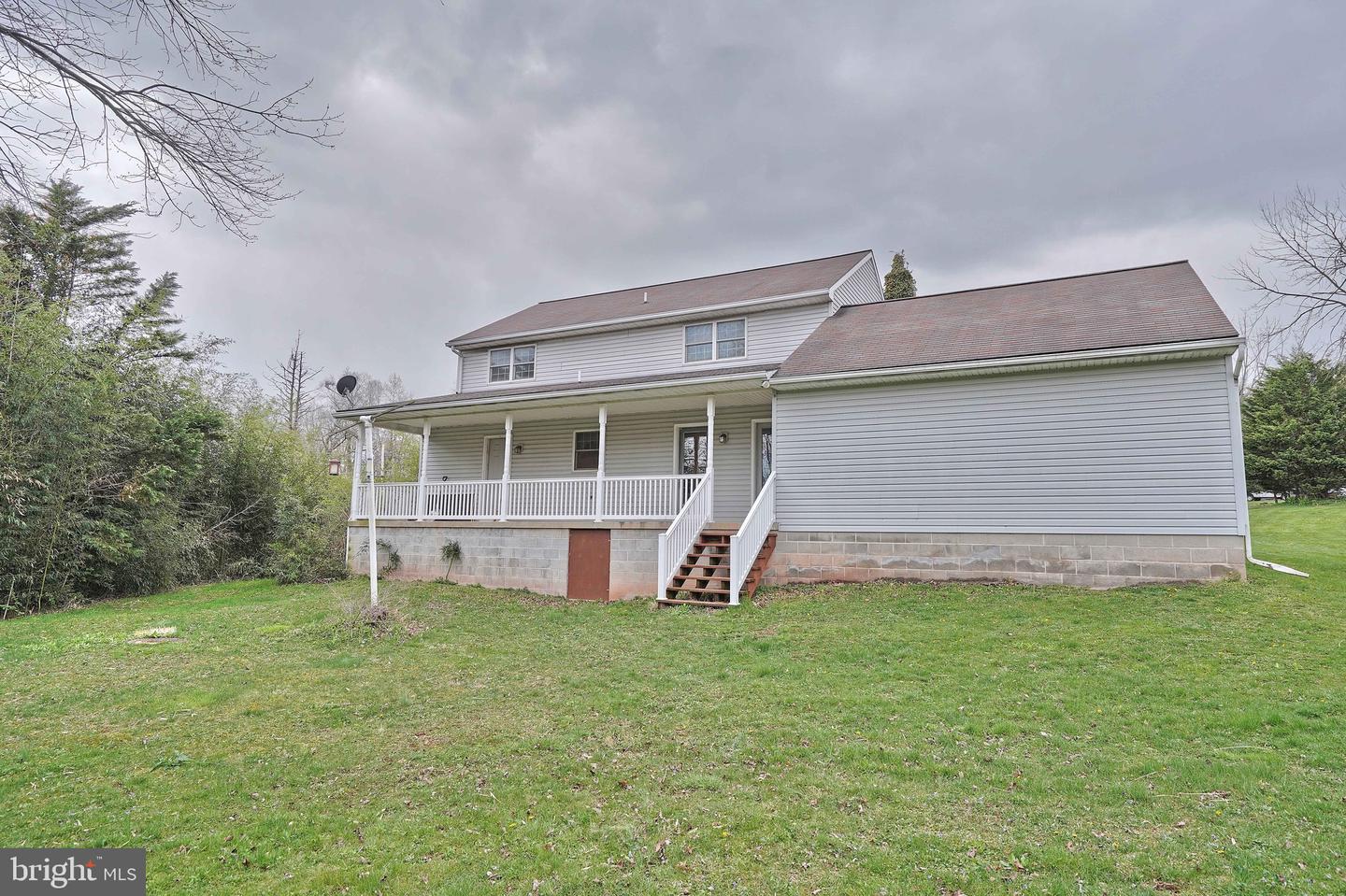 580 Mountain ROAD
