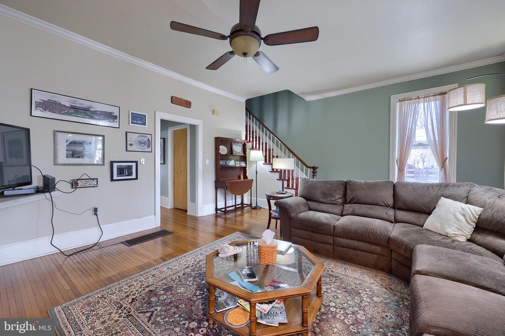 252 W MAIN STREET