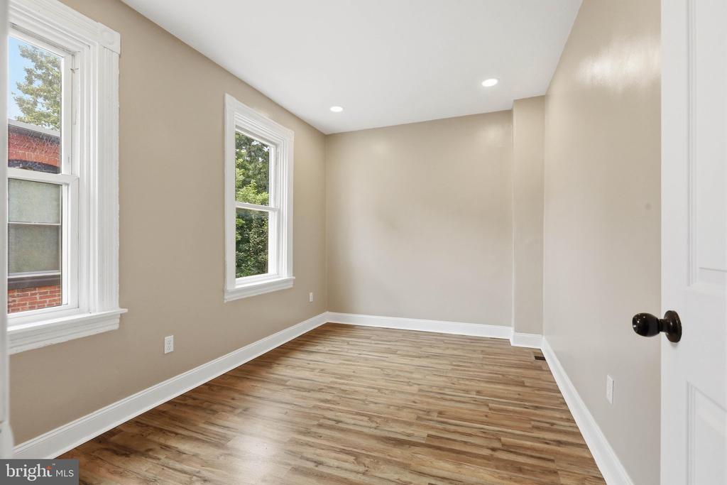 538 LOCUST STREET