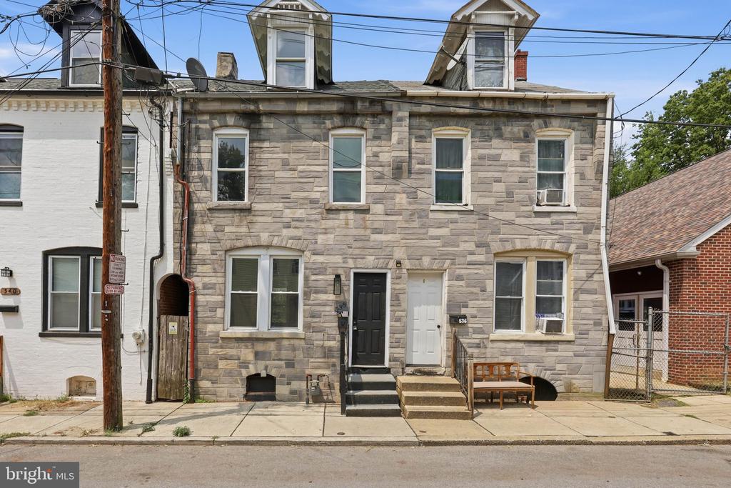 538 LOCUST STREET